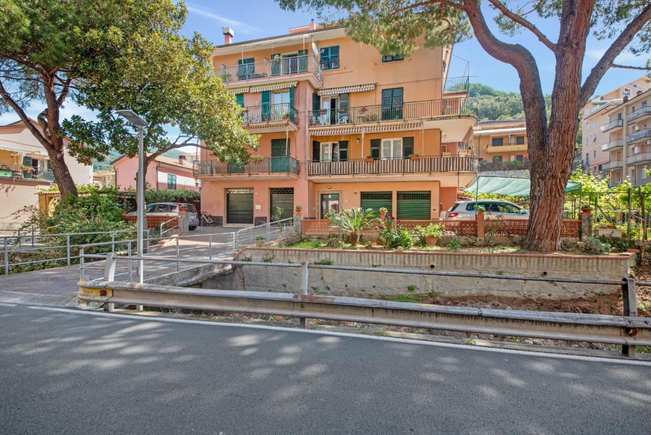 Appartement Un'Oasi Al Mare à Moneglia Extérieur photo